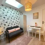 Renting - Fersen - 2 Vieil - Ac - Safranier - Big Terrace Daire Antibes