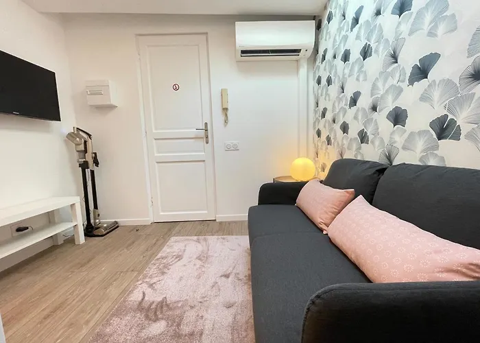 Renting - Fersen - 2 Vieil - Ac - Safranier - Big Terrace Apartamento Antibes