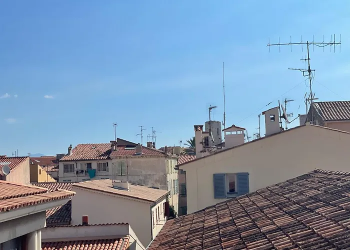 Renting - Fersen - 2 Vieil - Ac - Safranier - Big Terrace * Антиб