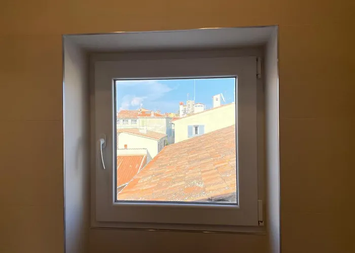 Renting - Fersen - 2 Vieil - Ac - Safranier - Big Terrace Апартаменты *